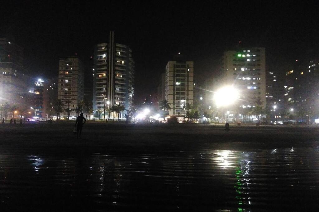 Kit Na Tupi, Frente Mar, Vaga Garagem Rotativa Apartment Прая Гранде Екстериор снимка